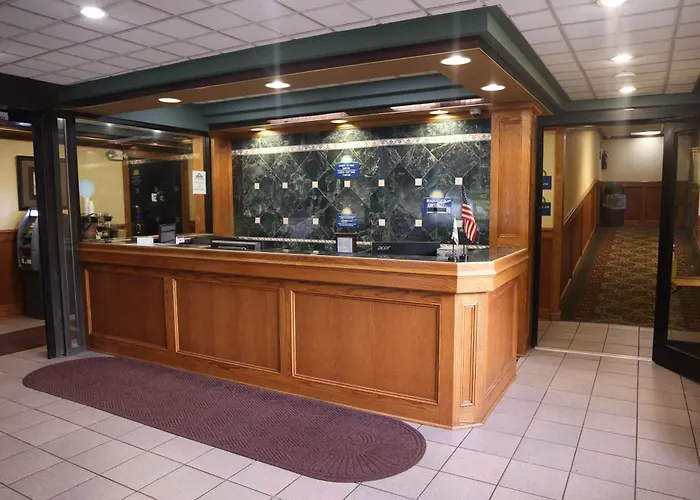 Days By Wyndham Hotel Pittsburgh